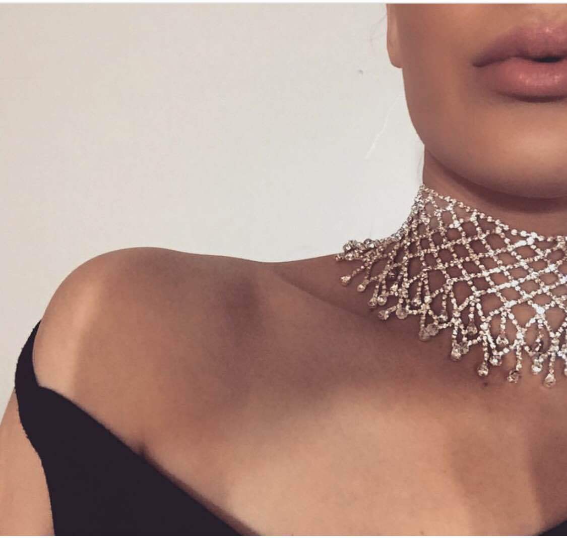 Women's Trendy Full Diamond Retro Exaggerated Water Necklaces