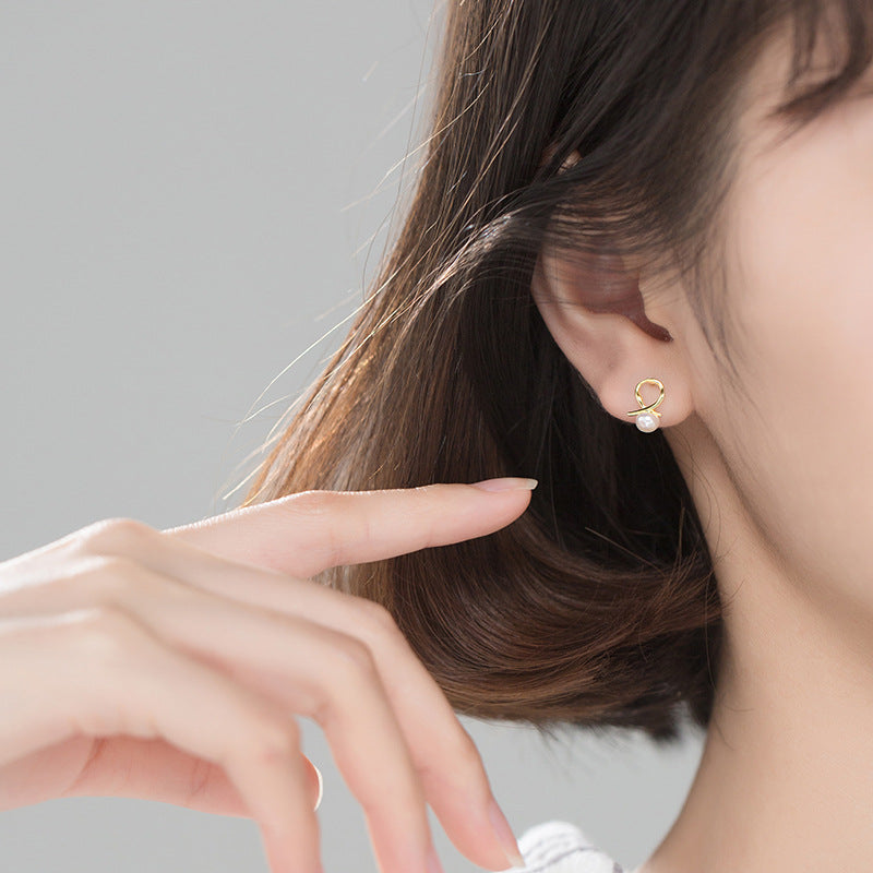 Women's Pearl For Sweet Korean Style Shaped Earrings