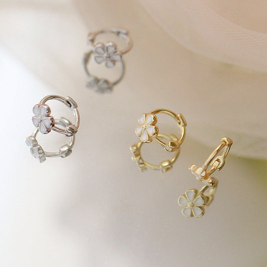 Sterling Sier Retro Daisy Simple Niche Design Wind Earrings