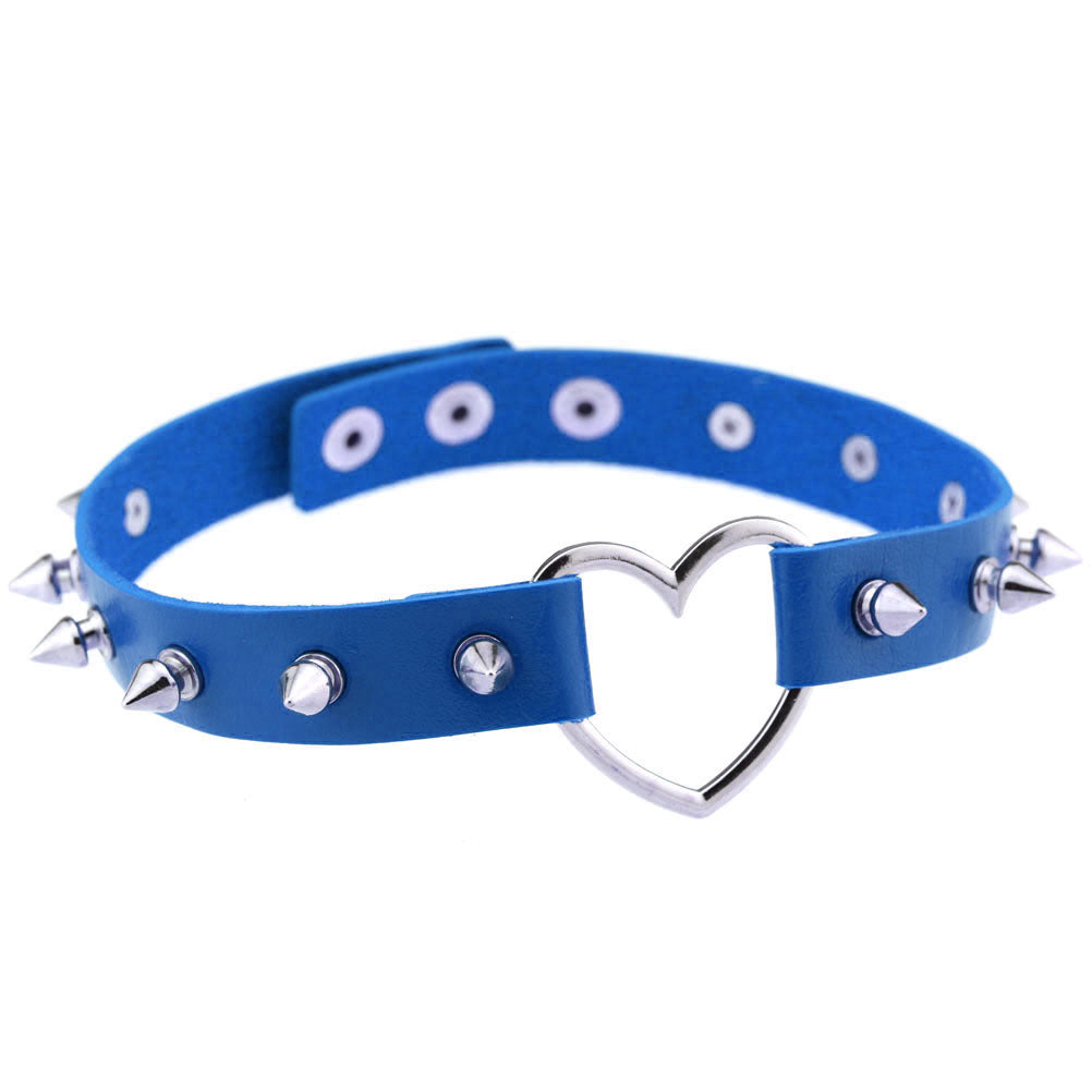 Women's Soft Spike Rivet Leather Peach Heart-shaped Neck Band Necklaces