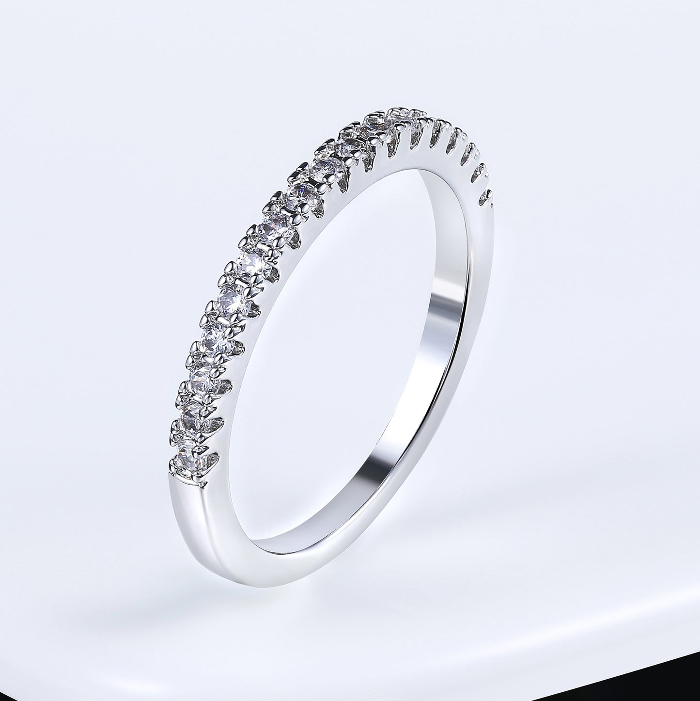 Women's Style Simple Zircon Gold Plated Thin Rings