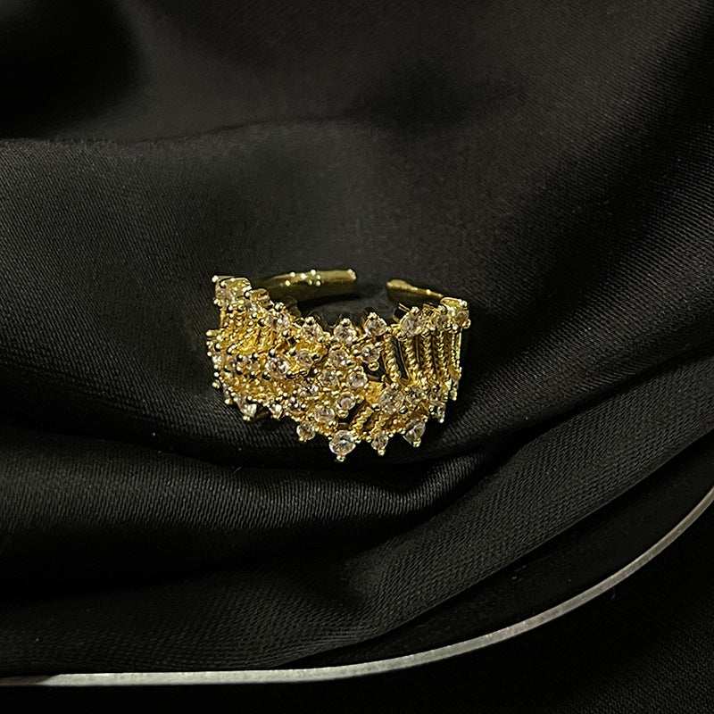 Women's Light Luxury High-grade Open Antique Retro Rings