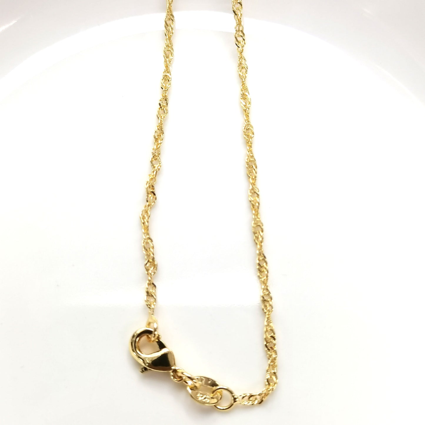 Gilded O-shaped Chain Box Water Wave Gold-plated Necklaces