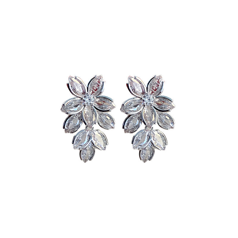 Women's Flower Zircon Ear Light Luxury Minority Rings