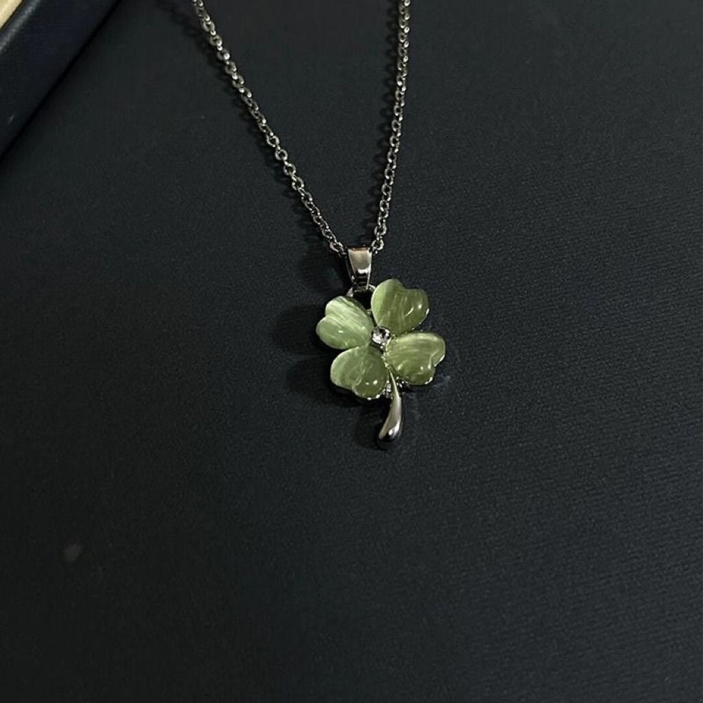 Lucky Four-leaf Clover High-grade Flower Exquisite Bracelet