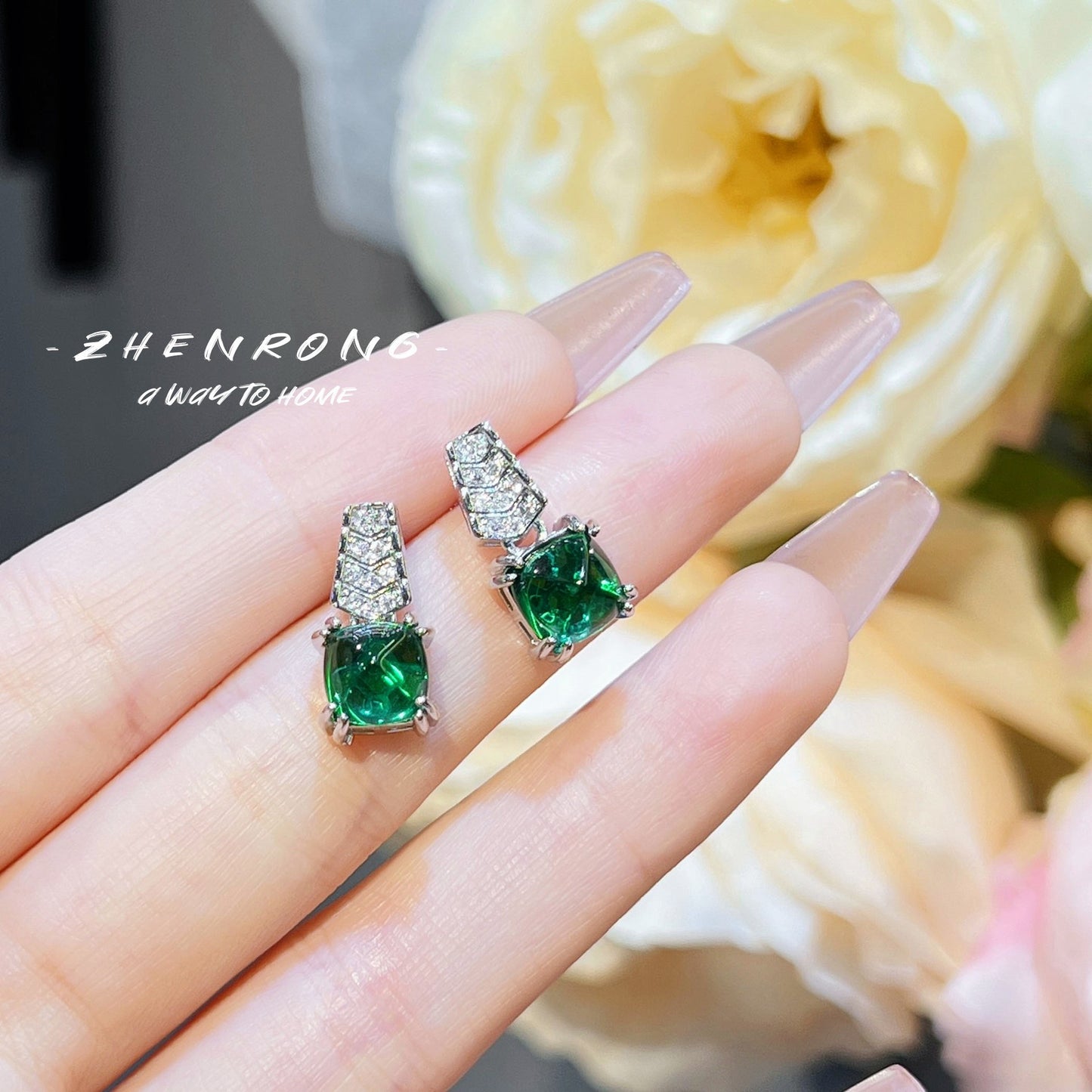 Women's Fashionable Luxury With Colored Featuring Sophisticated Jewelry Set