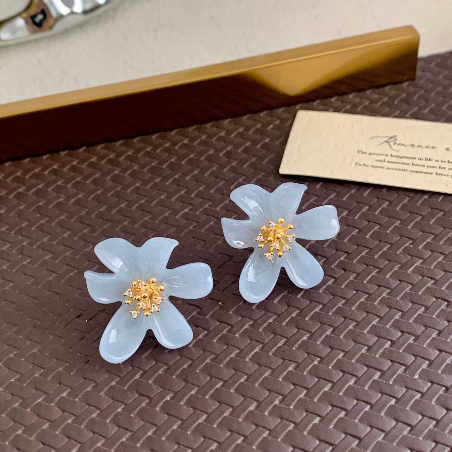 Retro Fashion Zircon Flower High Sense Fashionable Earrings