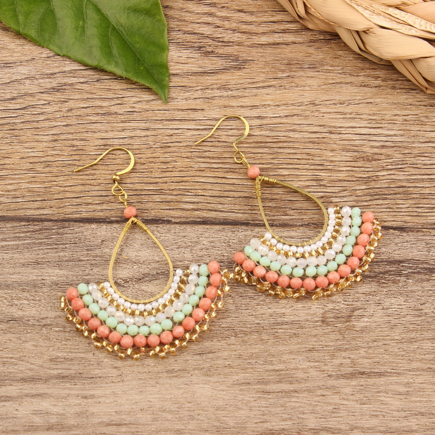 Hand-woven Green Natural Stone Retro Ethnic Style Bohemian Earrings