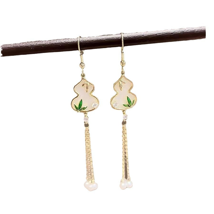 Women's Chinese Style Bamboo Leaf Gourd Ancient Tassel Ear Hook