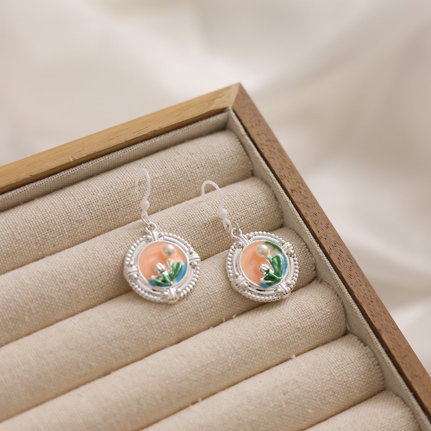 Gradient Biological Porcelain Pin Design Fresh Sweet Rings