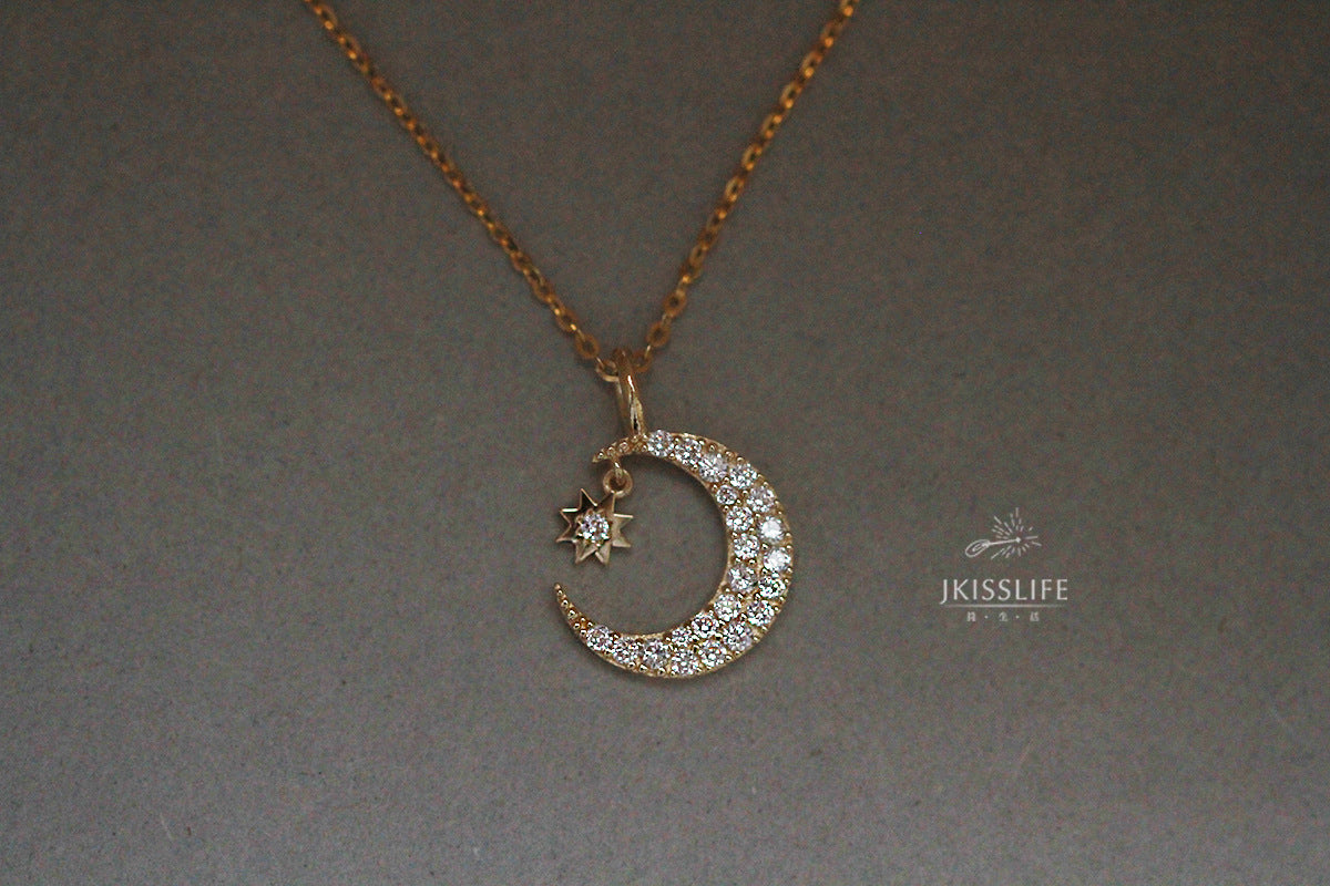 Women's Gold Plated Star Moon Exquisite Zirconium Diamond Temperament Wild Pendants