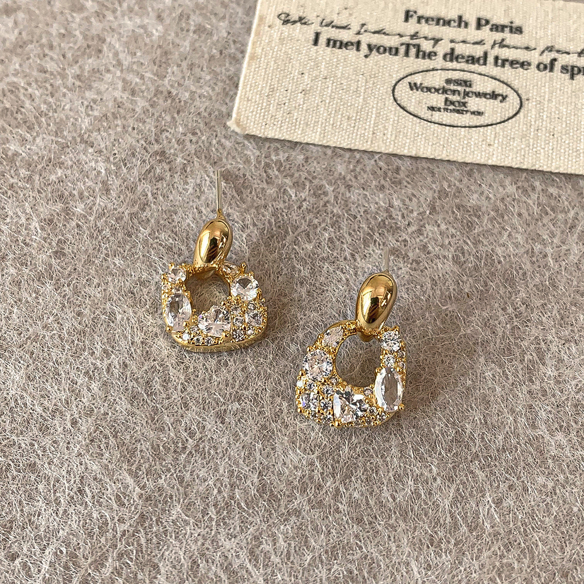 Women's High-grade Light Luxury Exquisite Small Simple Fashion Diamond Rings