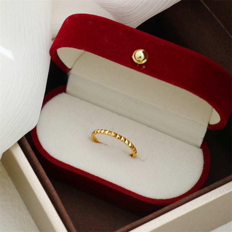 Pointed Rivet Titanium Steel Geometric Simple Female Rings