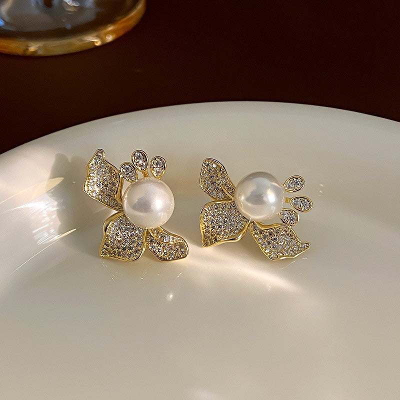 Shining Diamond Irregular Round Female Special Earrings