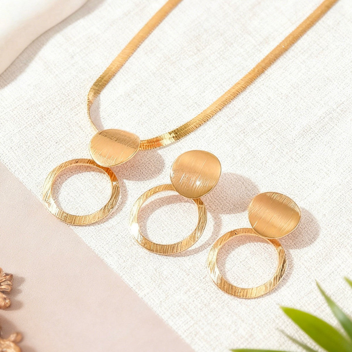 Elegant Chain Like Flat Snake Hollow Clavicle Earings Jewelry Set