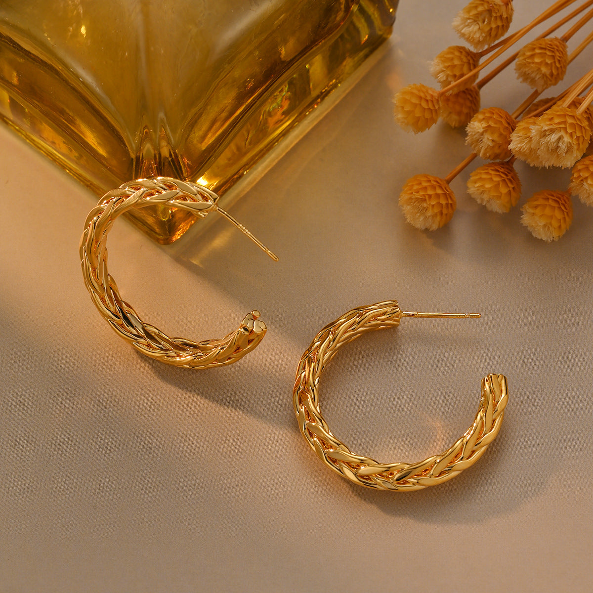 Women's Needle Round Irregular Vintage Metal High Earrings