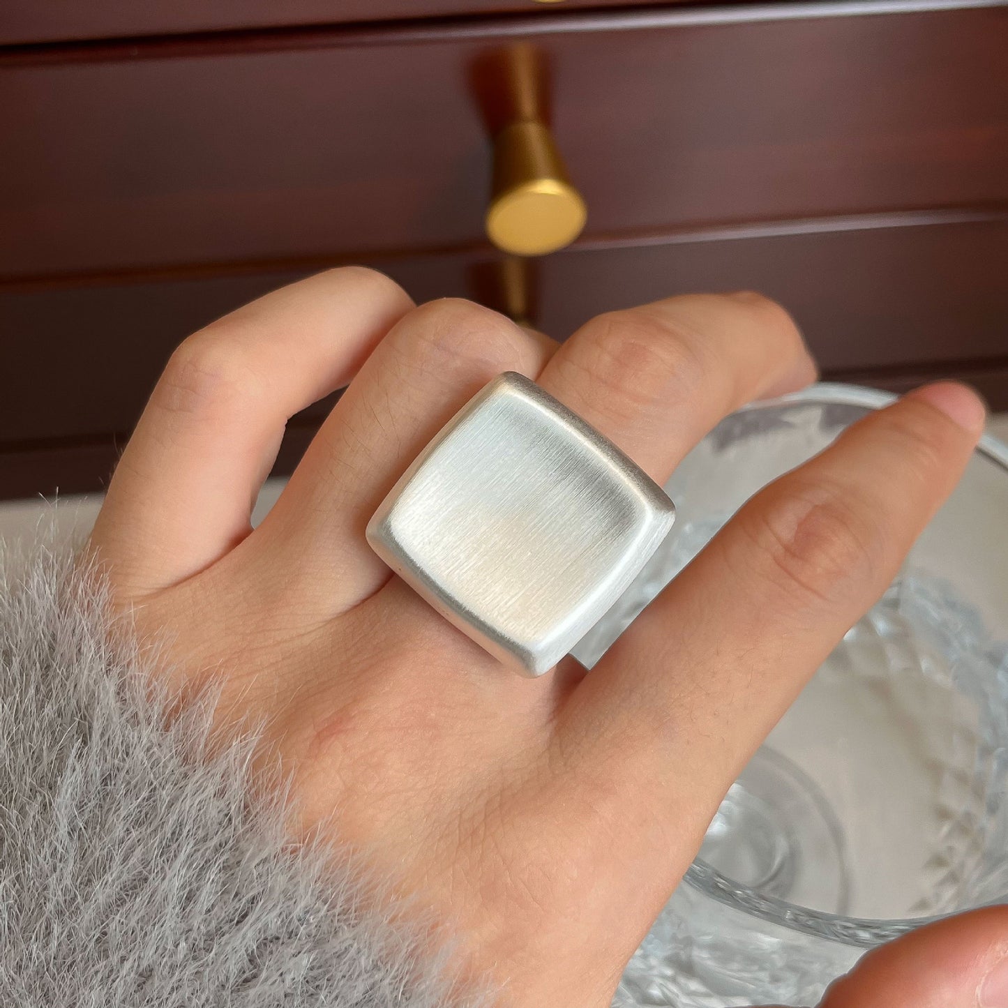 Luxury High-grade Geometric Square Brushed Thick Sier Cold Rings