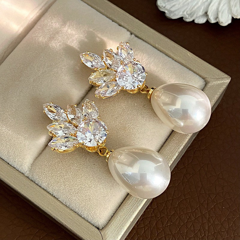 Shining Diamond Irregular Round Female Special Earrings