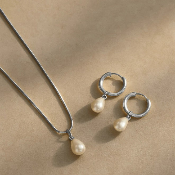 Women's Luxury Pearl Simple Clavicle Chain Two-piece Fashion Necklace