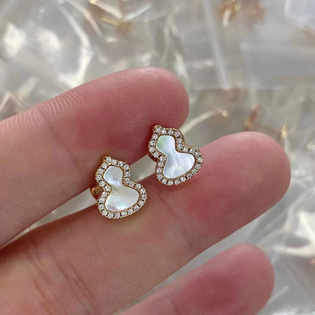 Agate White Shell Fu Lu Clavicle Chain Necklaces