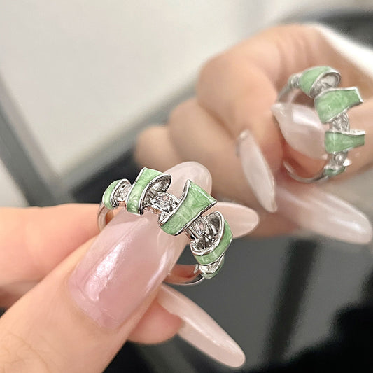 Open Female Enamel Special Interest Light Luxury High Rings