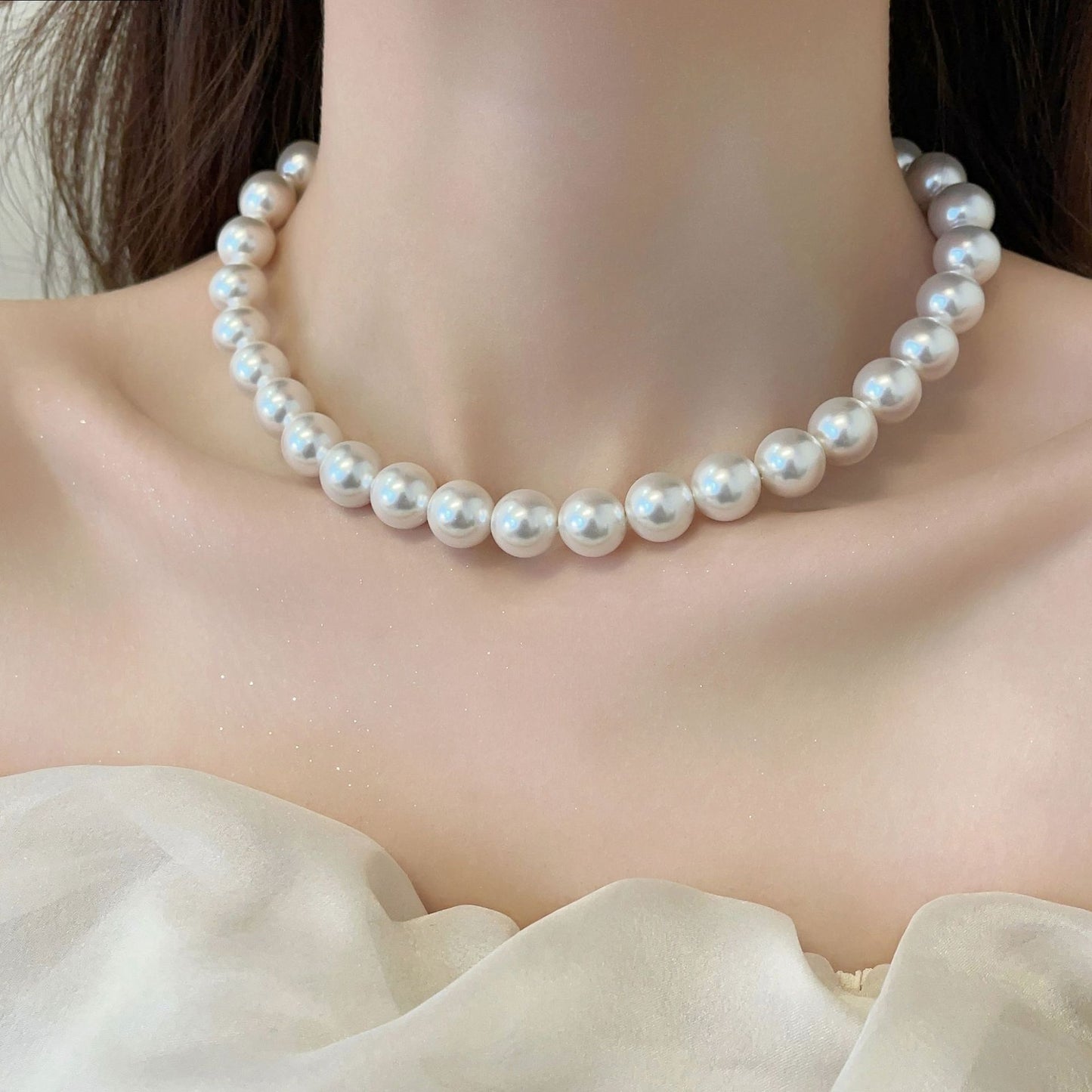 Women's Light Luxury Imitation Elegant Graceful Clavicle Necklaces