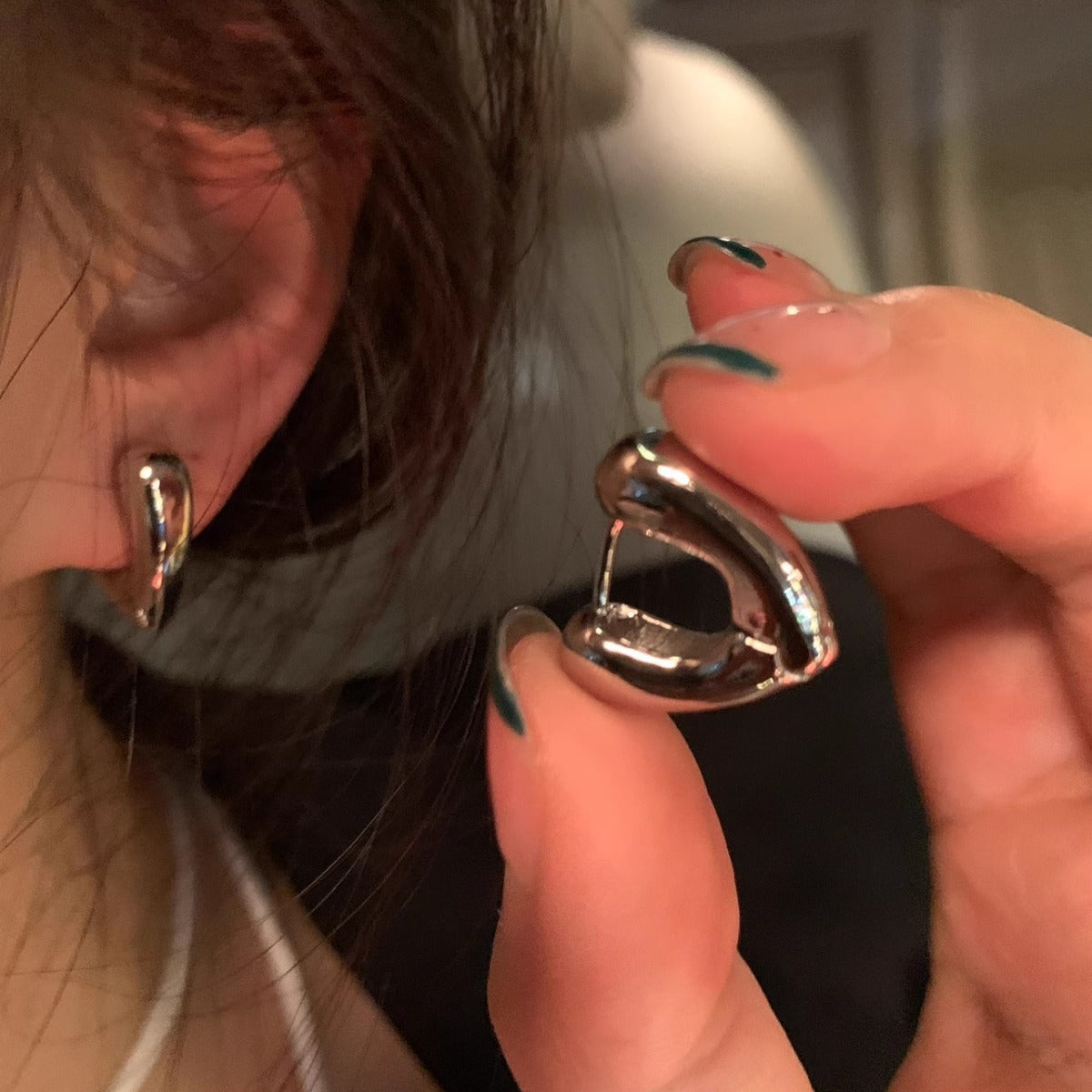 Heart Hollow Niche Design Advanced Cold Wind Exquisite Small Earrings