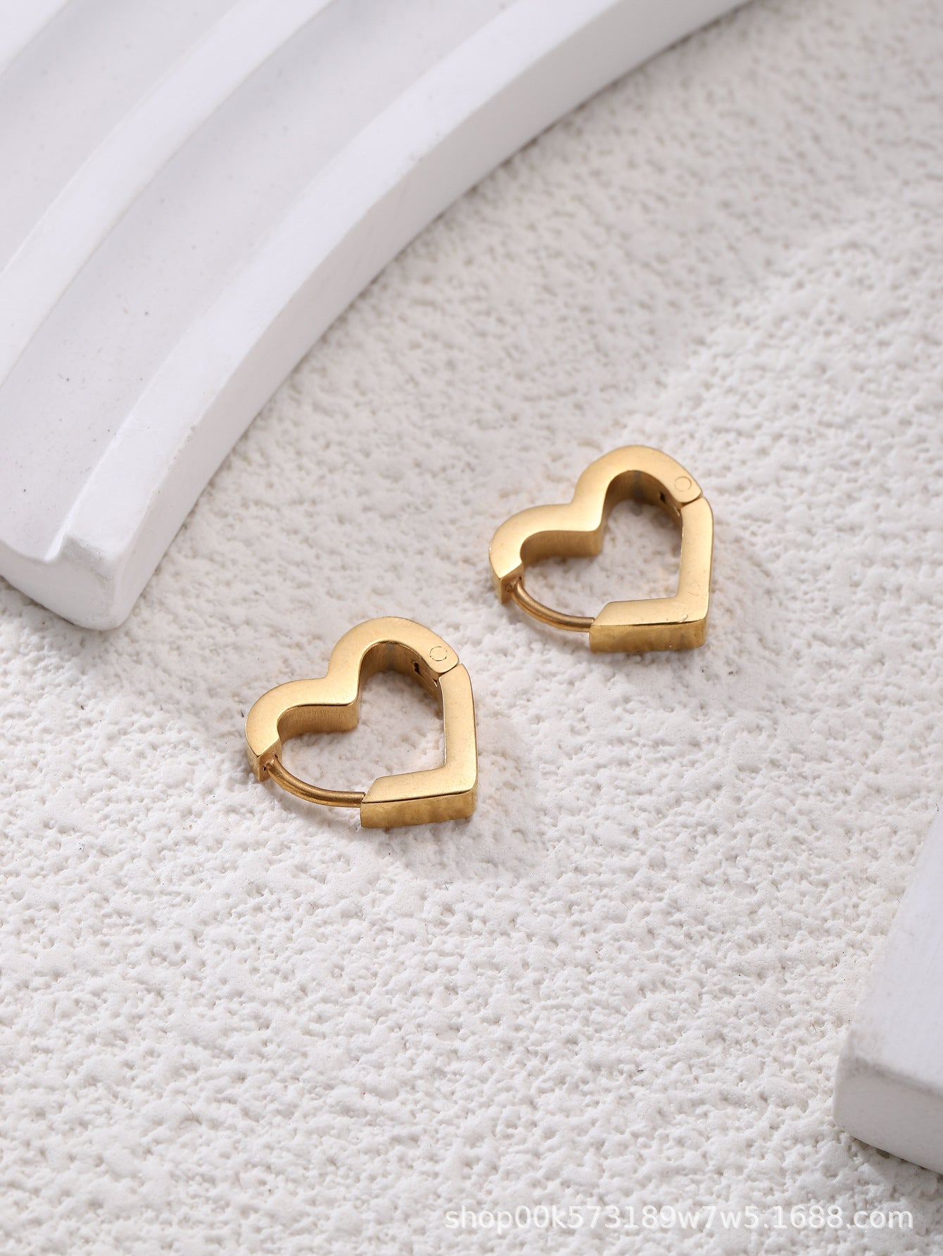 Trendy High-grade Titanium Steel Niche Sense Earrings