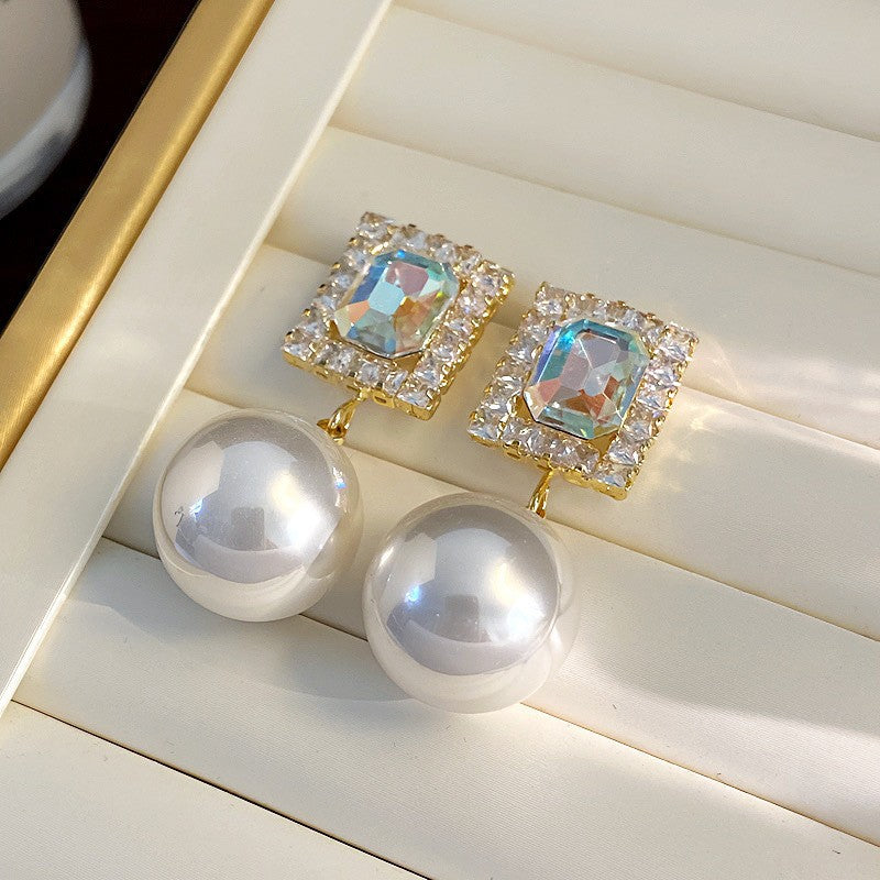 Shining Diamond Irregular Round Female Special Earrings