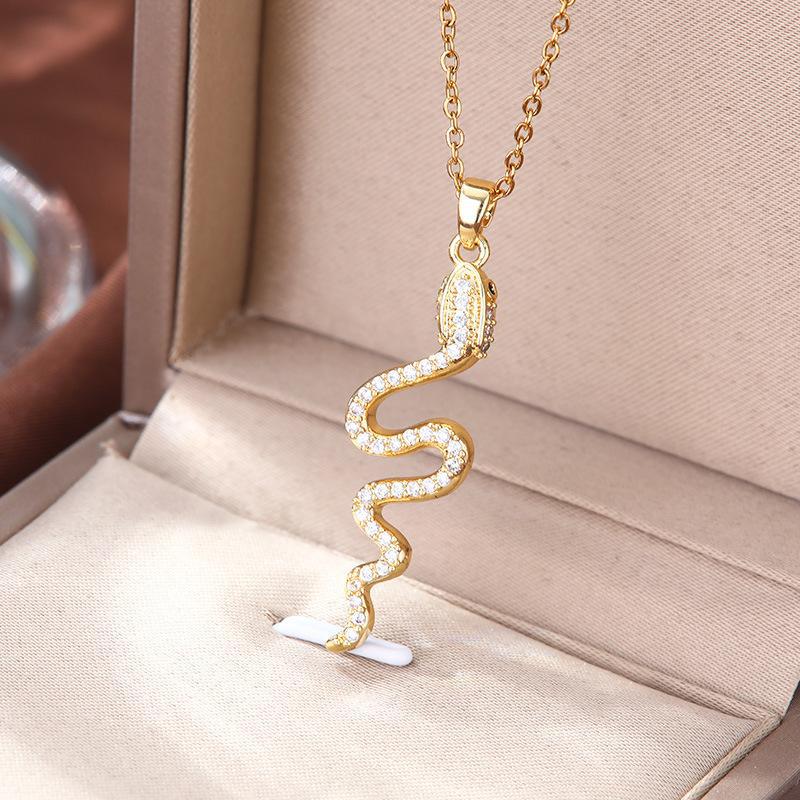 Women's Ornament High-grade Exquisite Affordable Luxury Fashion Necklaces