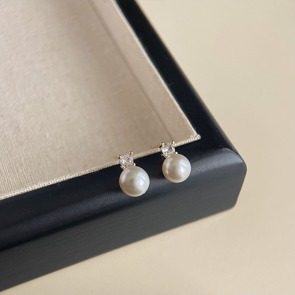 Geometric Ear Personality Simple Natural Pearl Earrings