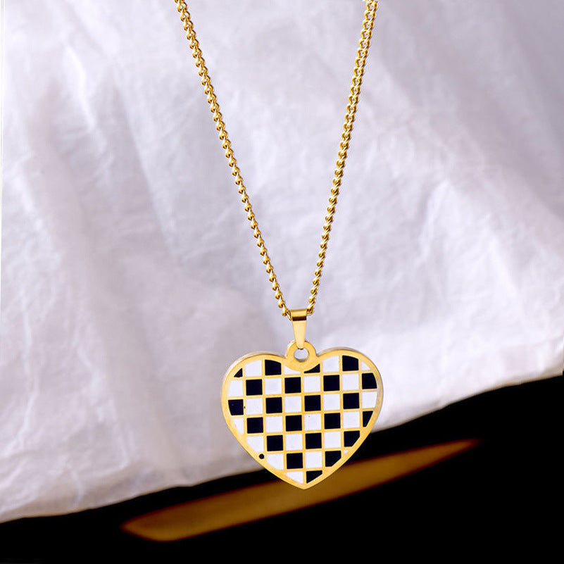 White Chessboard Plaid Love Female Light Luxury Necklaces