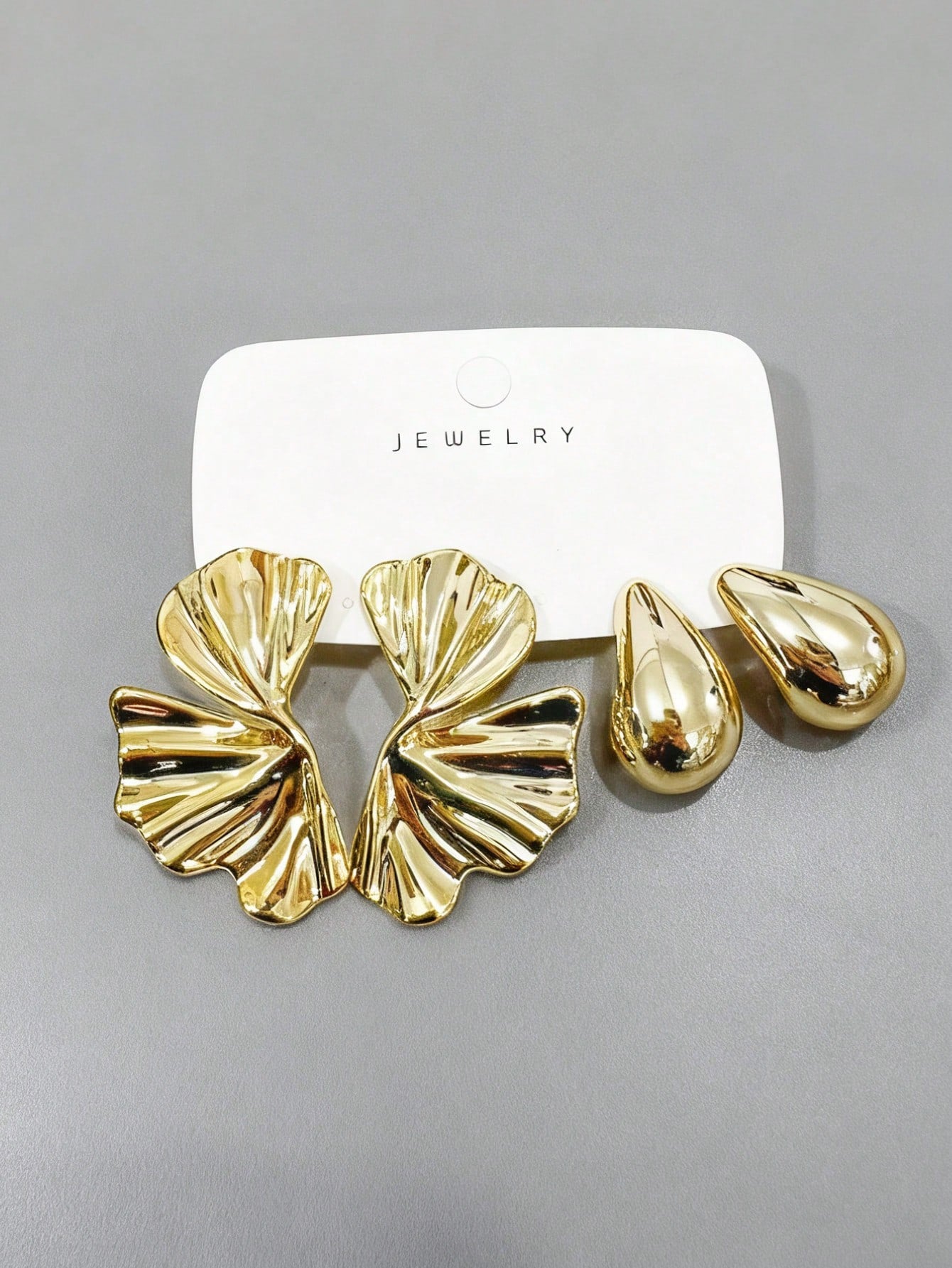 Women's High-grade Seaside Vacation Style Geometric Exaggerated Earrings