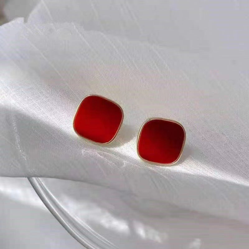 Women's Red Petal Elegant High-grade Round Face Earrings