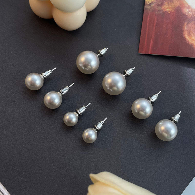 Women's Bright Perfect Circle Pearl Simple Fashion Refined Grace Earrings