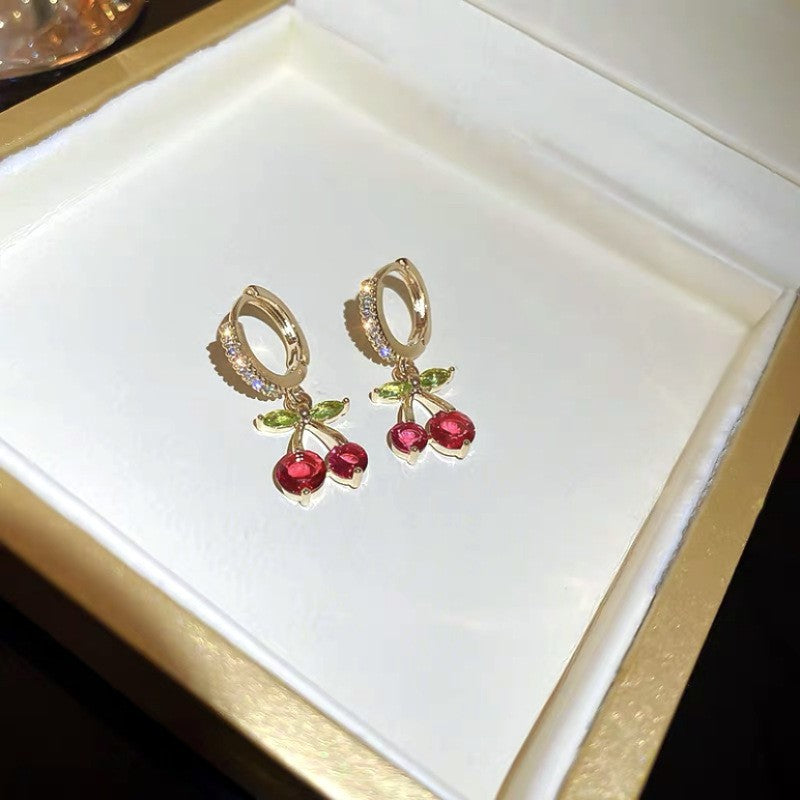 Cherry Ear Clip Design High-grade Sweet Beautiful Earrings