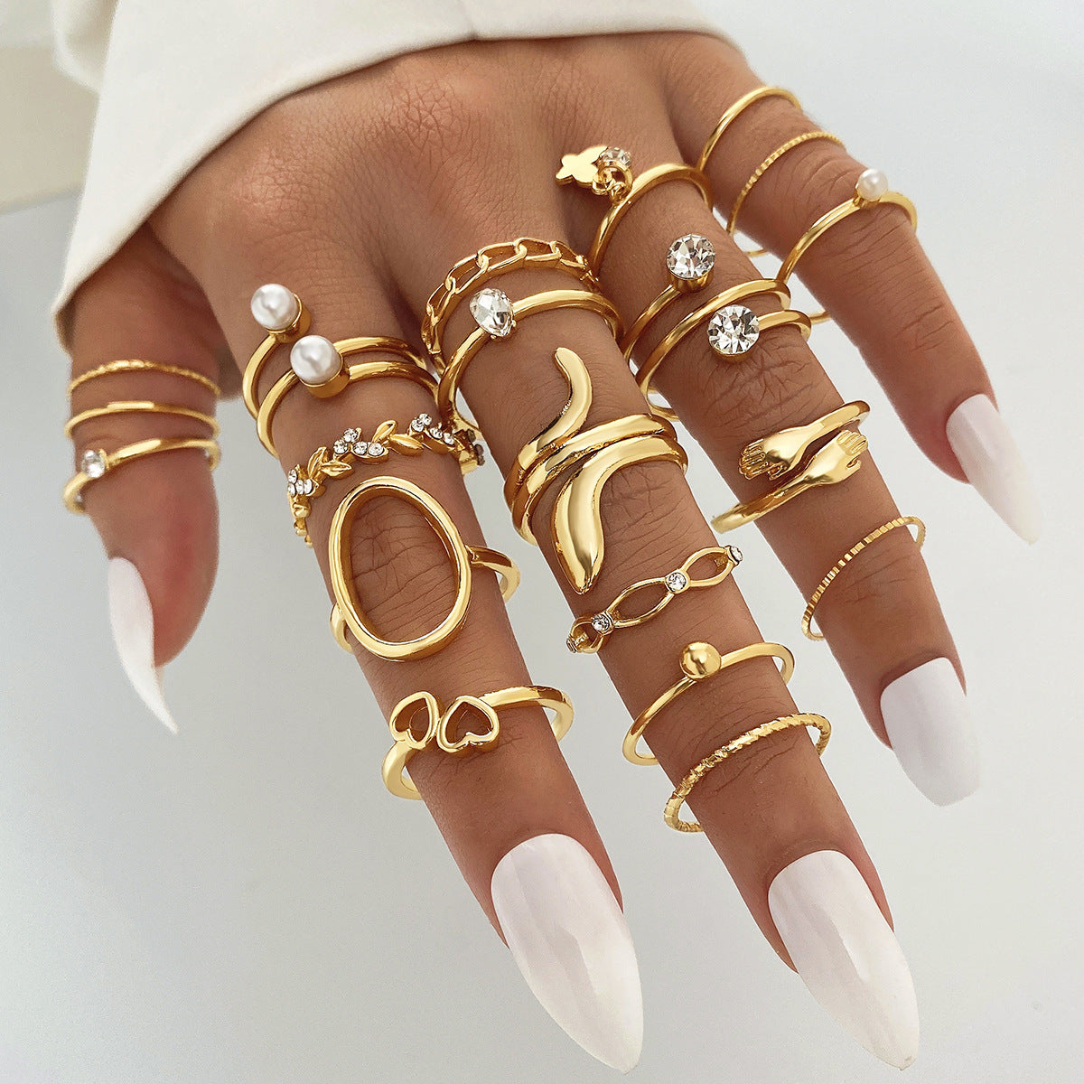 Women's Knuckle Suit Pieces Love Heart-shaped High-grade Niche Butterfly Rings