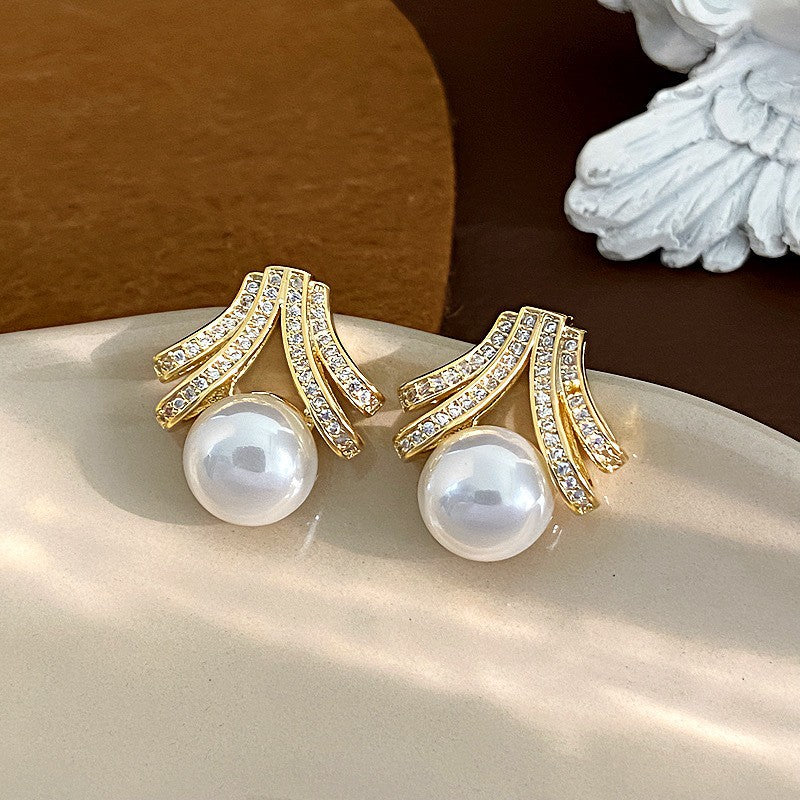 Shining Diamond Irregular Round Female Special Earrings