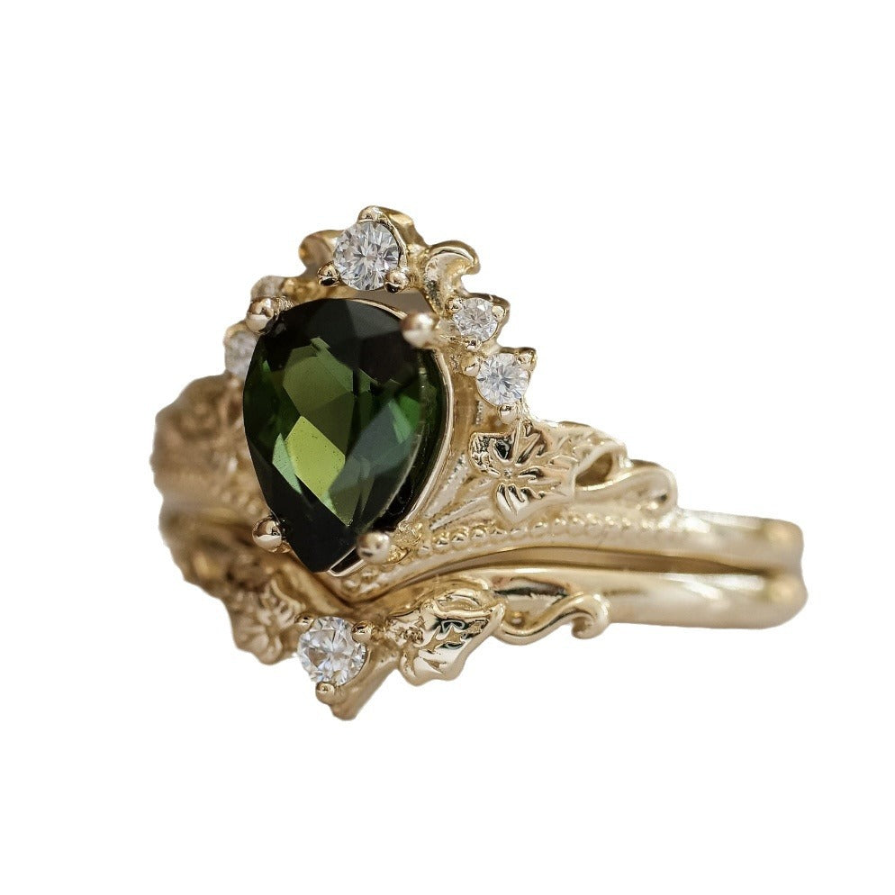 Women's Inlaid Rhinestone Olive Green Zircon Medieval Rings
