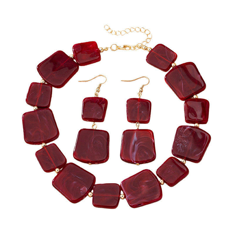 Women's Wine Red Square Acrylic Retro Exaggerated Necklaces