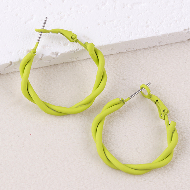 Niche High-grade Winding Circle Metal Candy Earrings