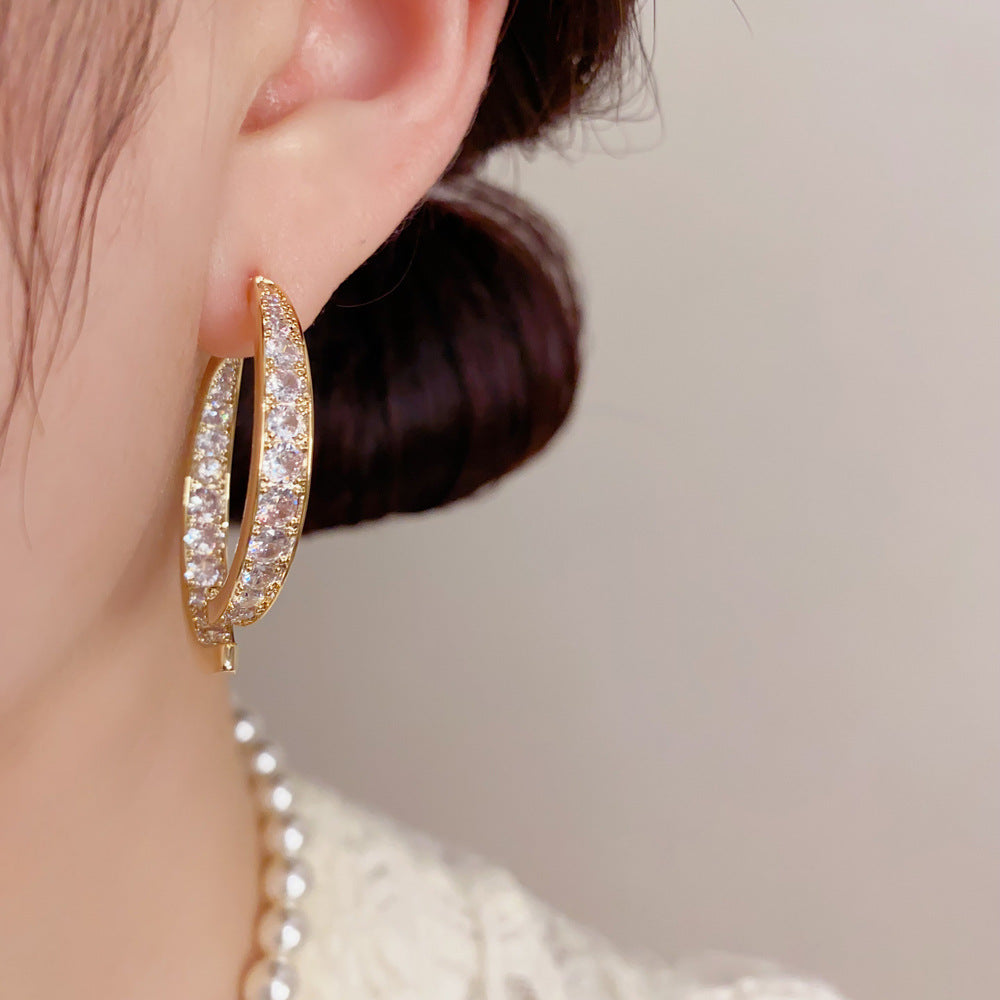 Exquisite Fashion High Texture Copper Micro Earrings