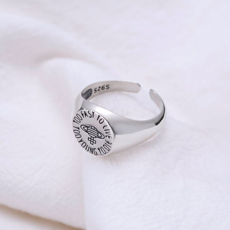 Retro Punk Distressed Snake Flower Personality Rings