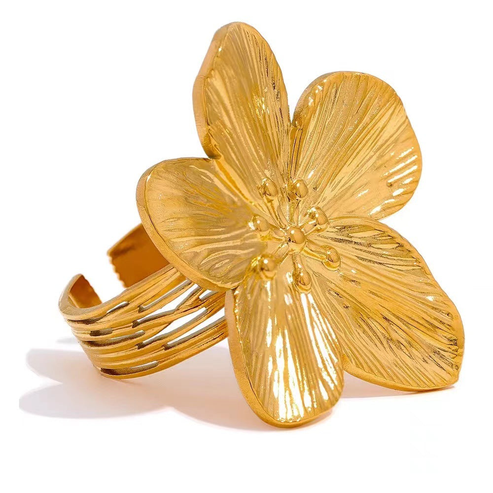 Vintage Golden Flower Pearl Creative Simple Earrings