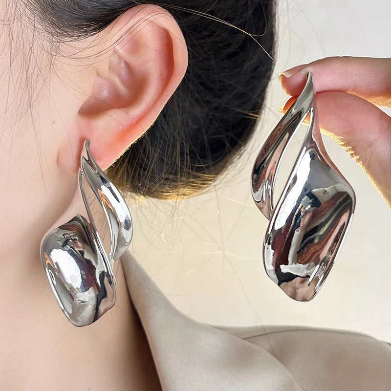 Needle Irregular Leaf Twisted Ear Exaggerating Unique Fashion Trendy Earrings