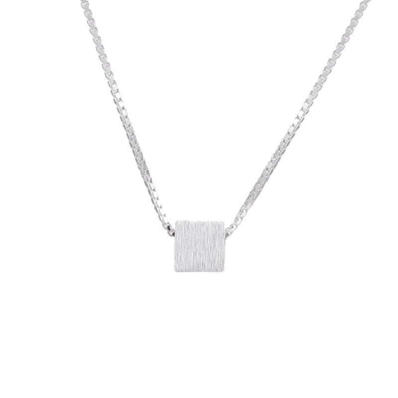 Women's Elegant Small Sugar Cube Fashion Personalized Commuter Necklaces