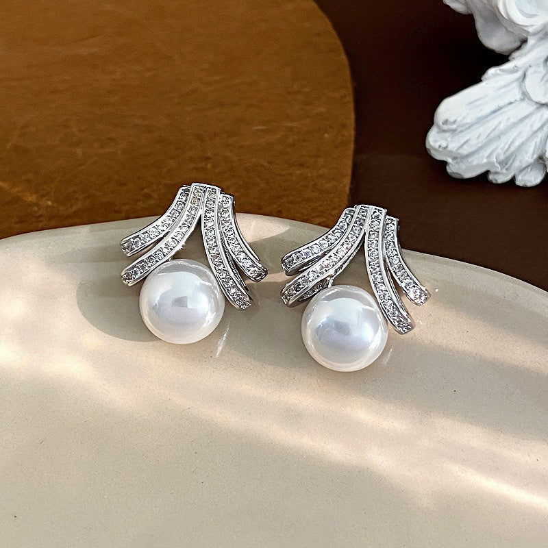 Shining Diamond Irregular Round Female Special Earrings