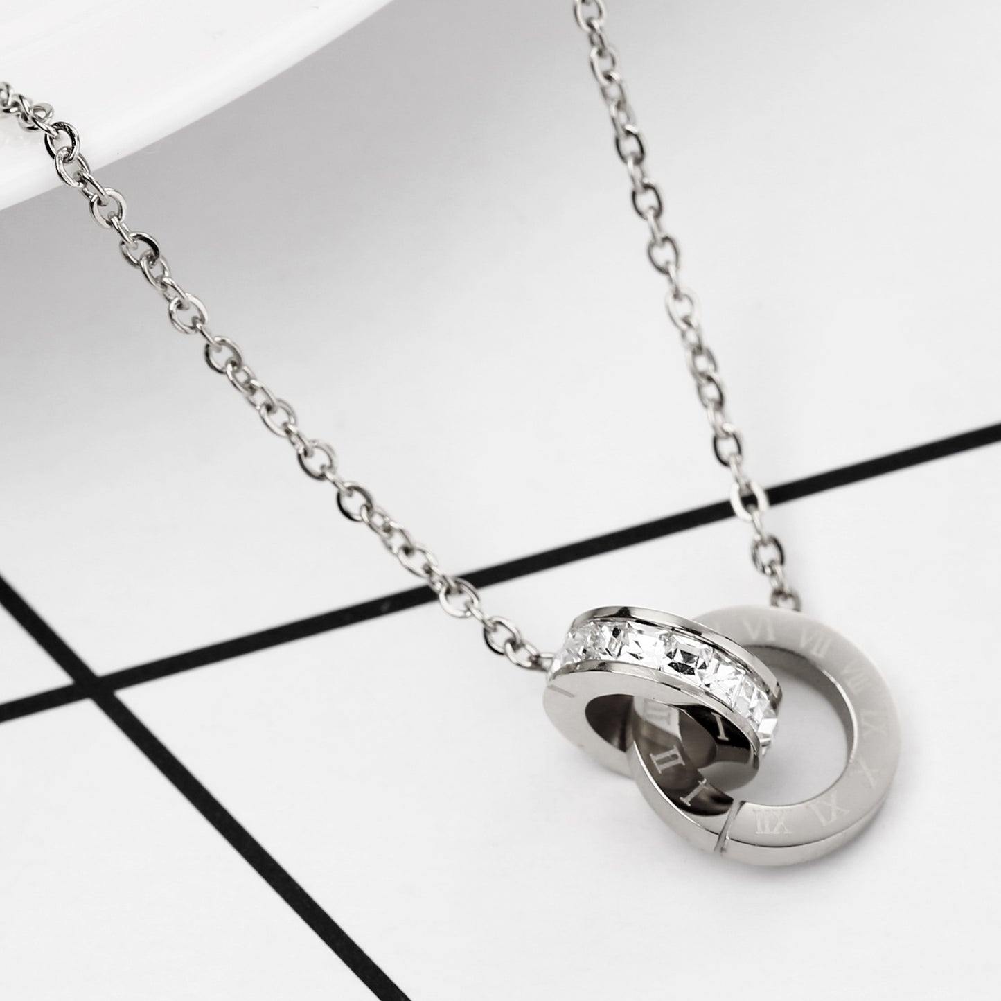 Women's Fashionable High-grade Titanium Steel French Clavicle Chain Simple Necklaces