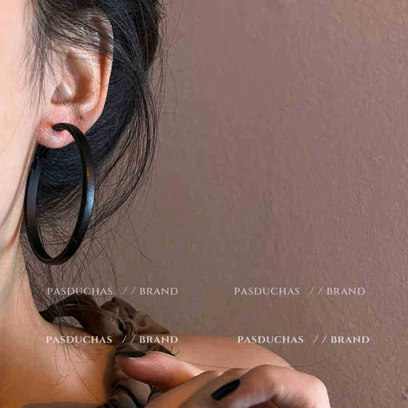 Atmosphere Hoop Design High Class Elegant Earrings