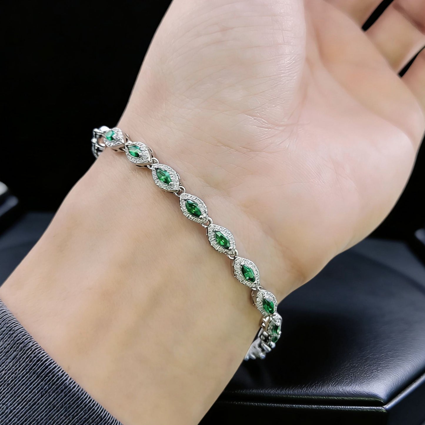 Women's Ruby Horse Eye Light Luxury High-grade Full Diamond Bracelet